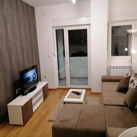 Apartman Ana Nis Exterior photo